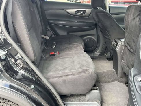 Used 2015 Nissan Rogue SV w/ SV Premium Package AWD/4WD image 22