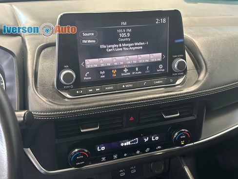 Used 2024 Nissan Rogue SV AWD/4WD image 21