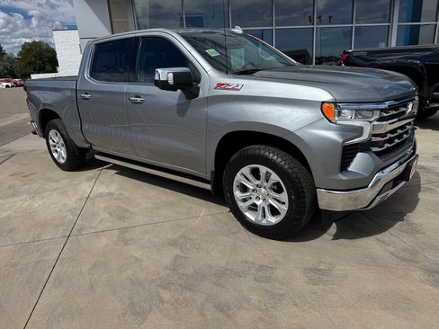 Used 2023 Chevrolet Silverado 1500 LTZ AWD/4WD image 7