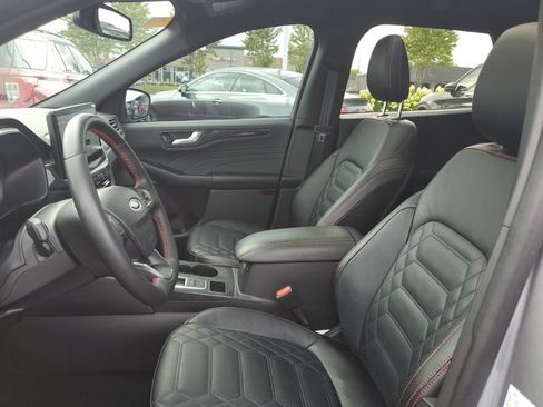 Used 2024 Ford Escape ST-Line Elite w/ Premium Technology Package AWD/4WD image 8