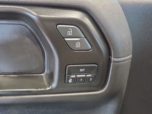 Used 2021 GMC Sierra 1500 Denali w/ Driver Alert Package II AWD/4WD image 23