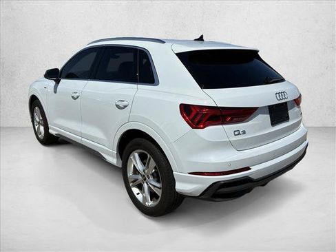 Used 2024 Audi Q3 2.0T Premium Plus AWD/4WD image 7