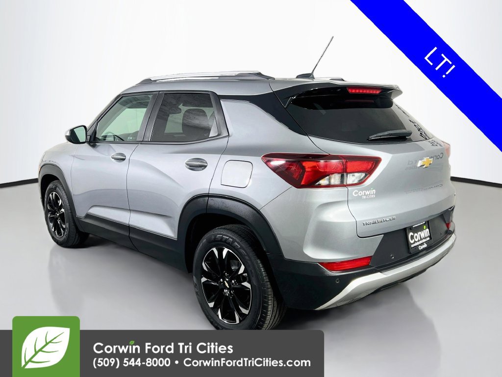 Used 2023 Chevrolet TrailBlazer LT w/ Convenience Package FWD image 11