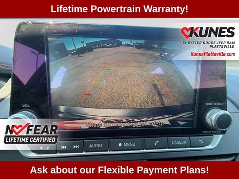 Used 2025 Nissan Altima 2.5 SR FWD image 29