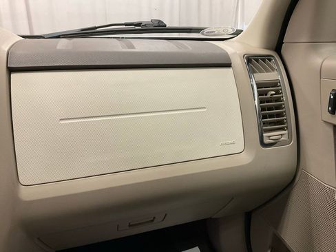 Used 2009 Mercury Mariner Premier image 22