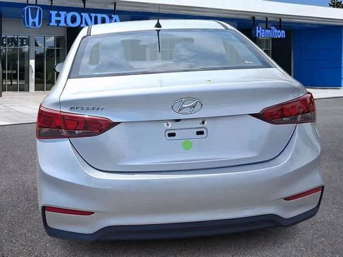 Used 2019 Hyundai Accent SE FWD image 7