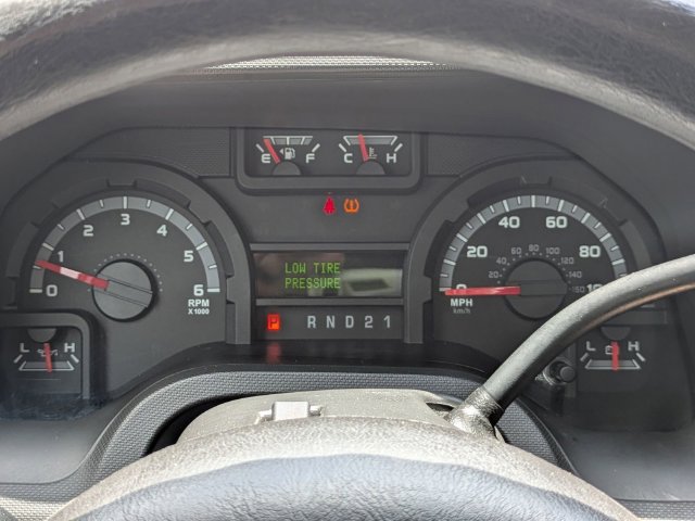 Used 2014 Ford E-350 and Econoline 350 XLT RWD image 28
