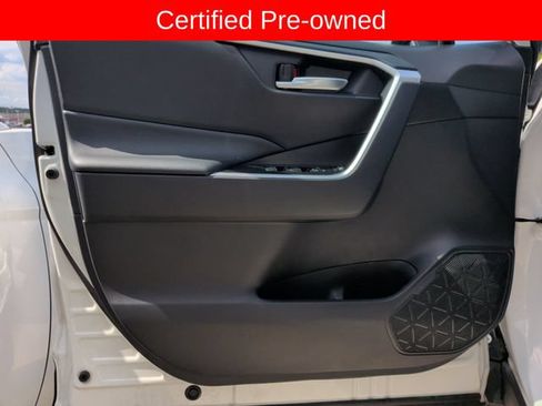 Certified 2025 Toyota RAV4 XLE FWD image 9
