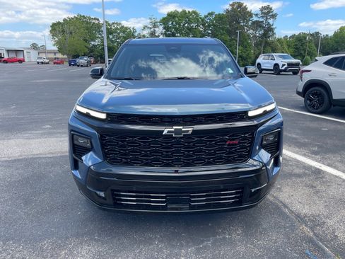 New 2026 Chevrolet Traverse RS w/ LPO, Floor Liner Package FWD image 2
