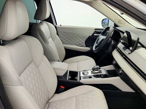 Used 2023 Mitsubishi Outlander SEL AWD/4WD image 25