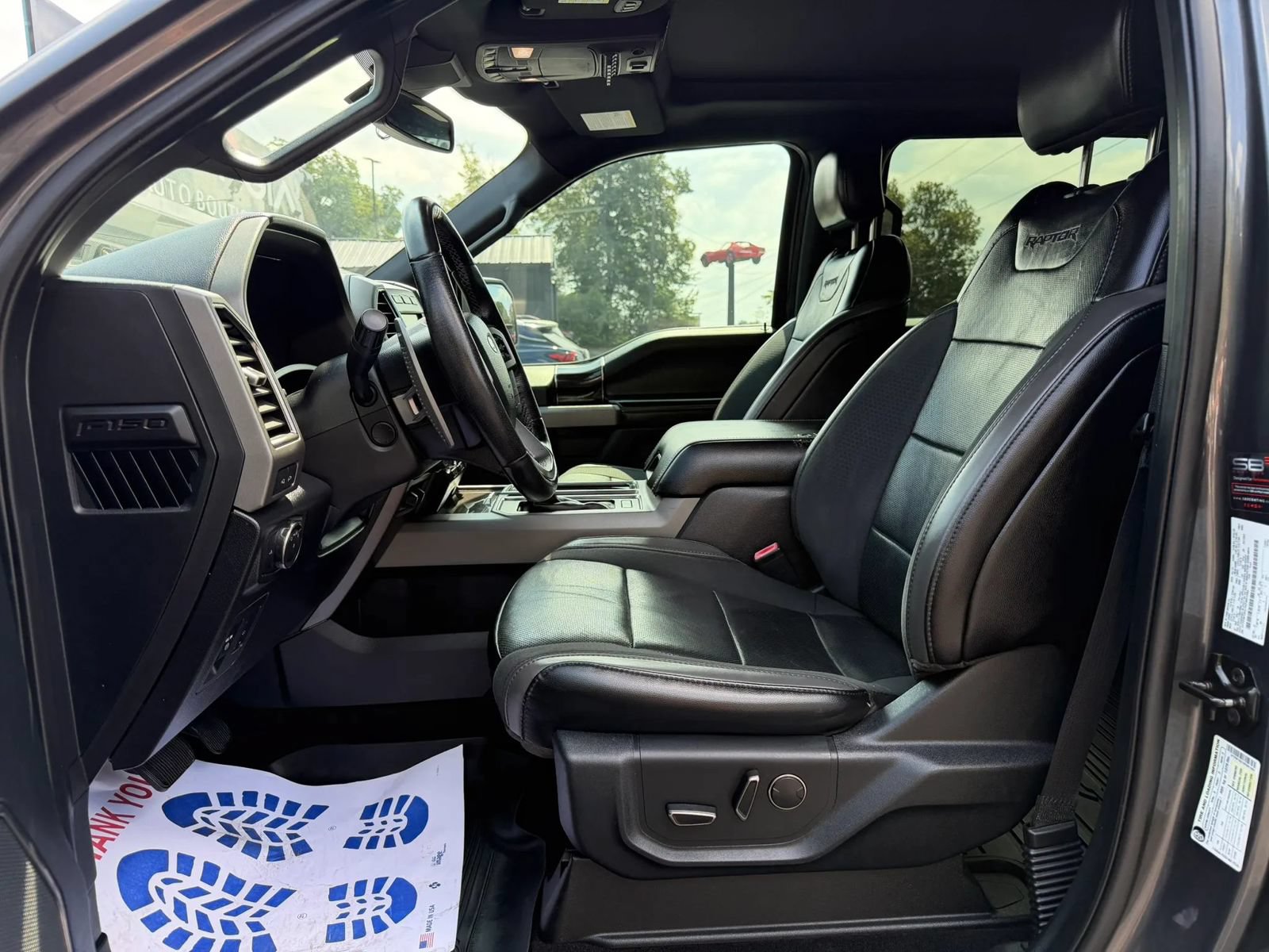 Used 2019 Ford F150 Raptor w/ Equipment Group 802A Luxury AWD/4WD image 12