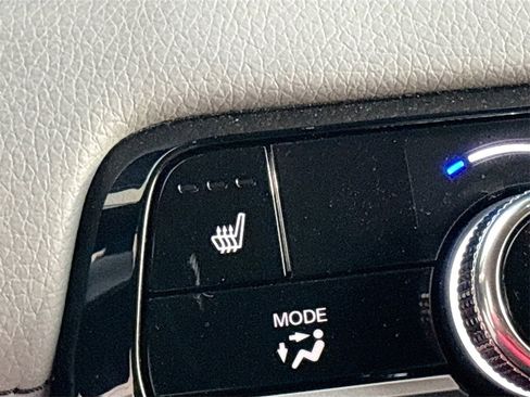 Used 2024 Honda Pilot Touring image 21