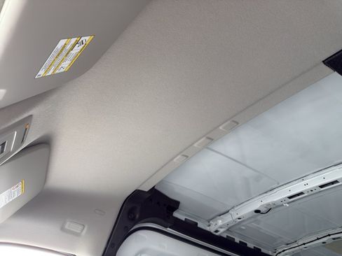 New 2026 Ford Transit 250 148 Medium Roof RWD image 23