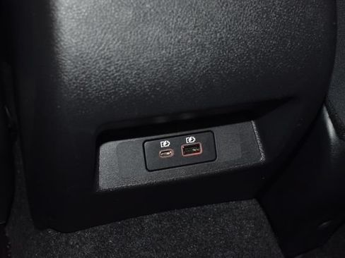 Used 2025 Nissan Altima 2.5 SV FWD image 21