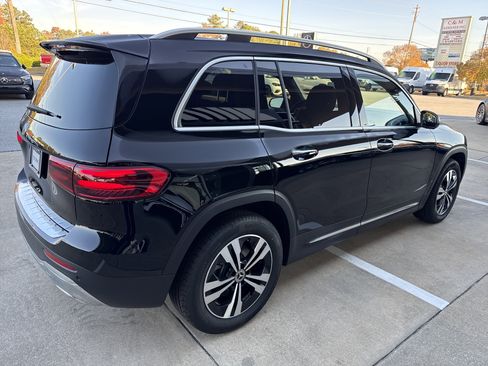 New 2026 Mercedes-Benz GLB 250 image 11
