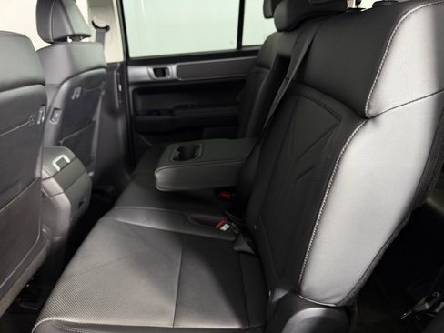 Used 2025 Hyundai Santa Fe SEL FWD image 26