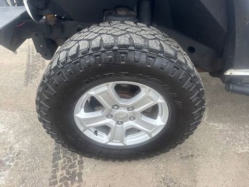 Used 2017 Jeep Wrangler Sport w/ Trailer Tow Group image 9