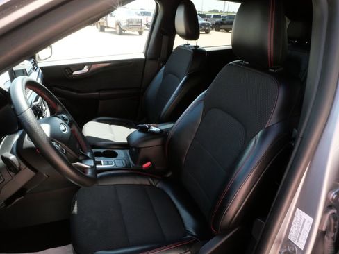 Certified 2024 Ford Escape ST-Line FWD image 19
