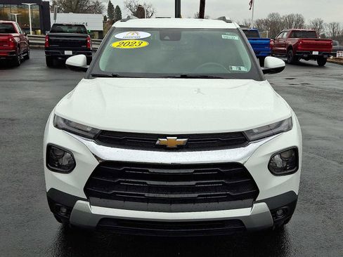 Used 2023 Chevrolet TrailBlazer LT w/ Convenience Package image 2