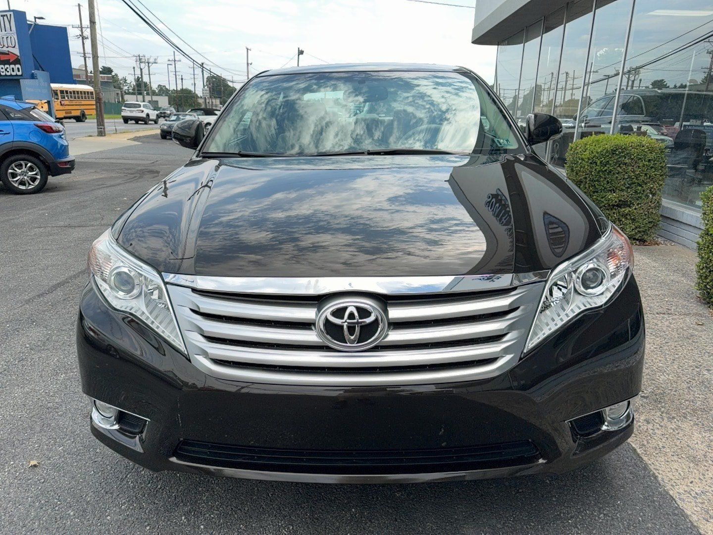 Used 2011 Toyota Avalon FWD image 31