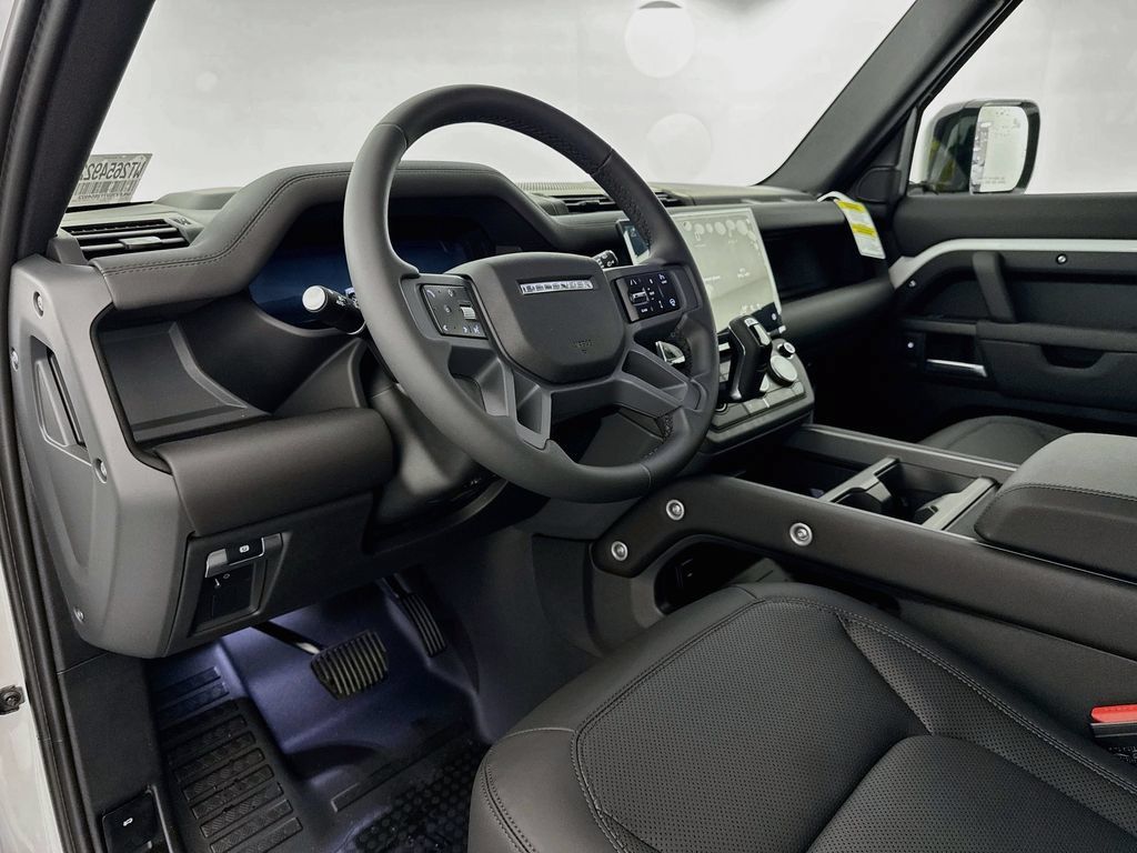 New 2026 Land Rover Defender 110 X-Dynamic SE AWD/4WD image 9