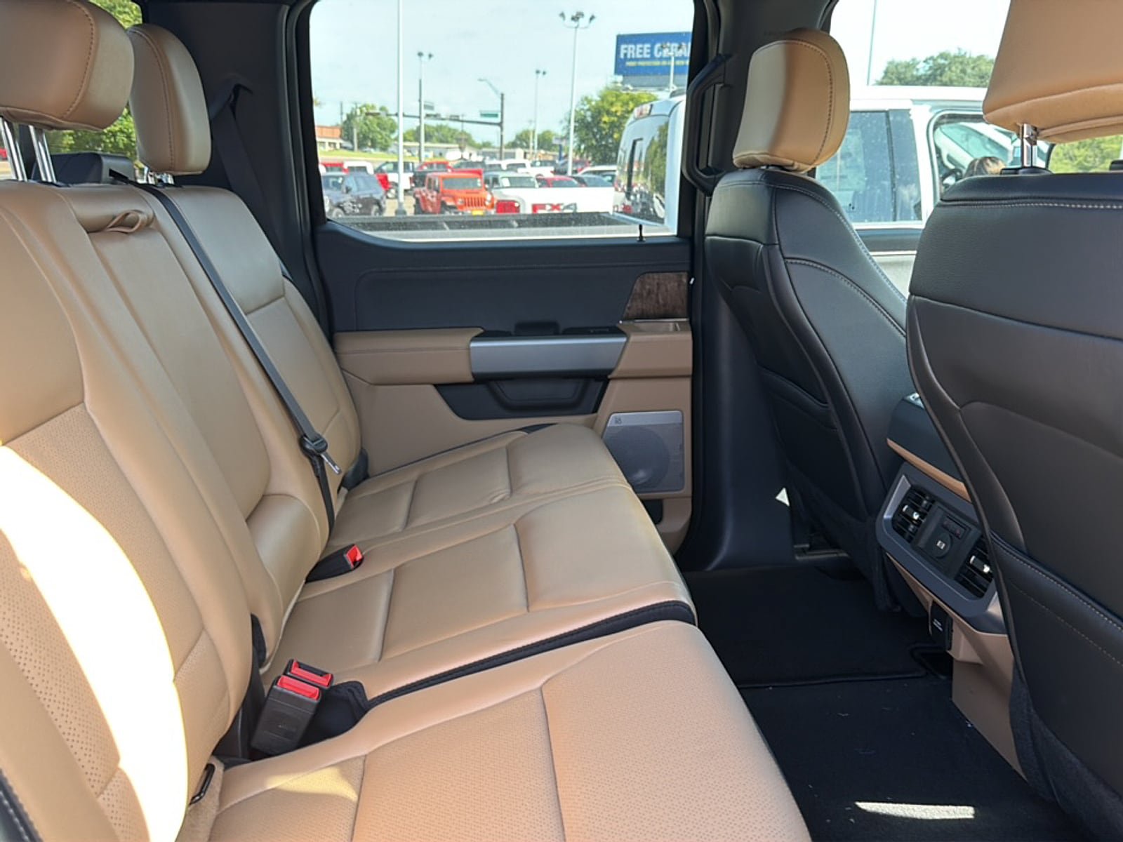 New 2026 Ford F350 Lariat AWD/4WD image 11