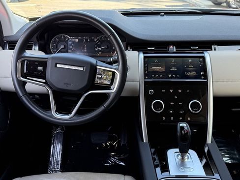 Used 2023 Land Rover Discovery Sport S image 28