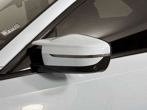 Used 2023 BMW M2 w/ Lighting Package RWD image 11