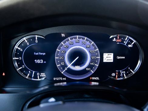 Used 2017 Cadillac Escalade Luxury image 43