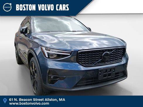 New 2026 Volvo XC40 B5 Ultra w/ Protection Package Premier AWD/4WD image 1
