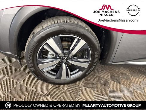 Used 2023 Nissan Rogue SL image 27