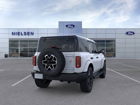 New 2026 Ford Bronco Outer Banks image 8