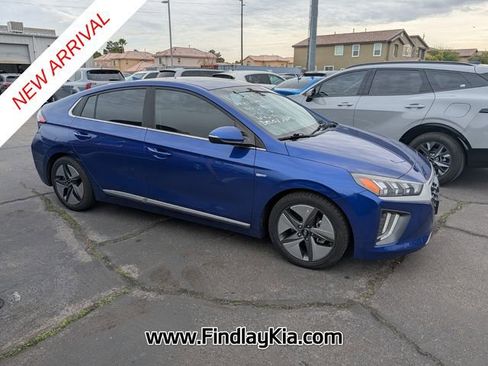 Used 2020 Hyundai Ioniq SEL image 2