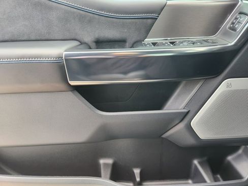 New 2026 Ford F250 Platinum AWD/4WD image 17