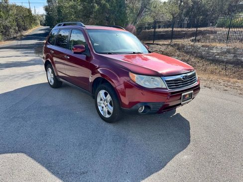 Used 2010 Subaru Forester 2.5X Limited image 1