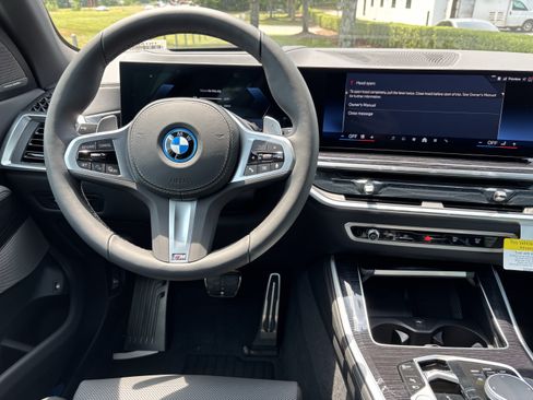 New 2026 BMW X5 xDrive50e w/ M Sport Package AWD/4WD image 19