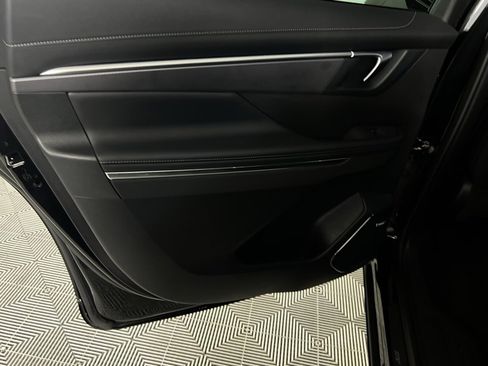 Used 2025 Buick Enclave Sport Touring image 31