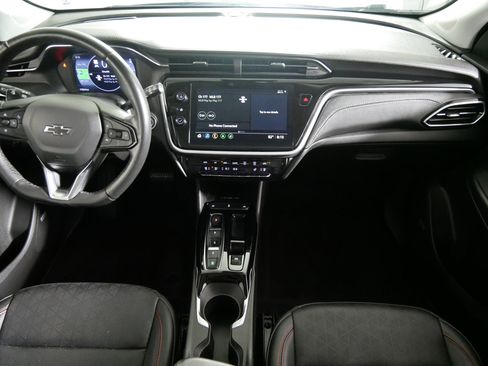 Used 2023 Chevrolet Bolt EUV Premier w/ Sun & Sound Package FWD image 10