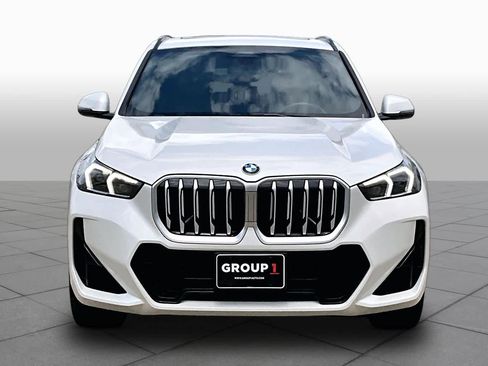 Used 2025 BMW X1 xDrive28i w/ M Sport Package image 4