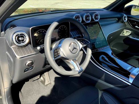Certified 2026 Mercedes-Benz GLC 300 4MATIC image 9