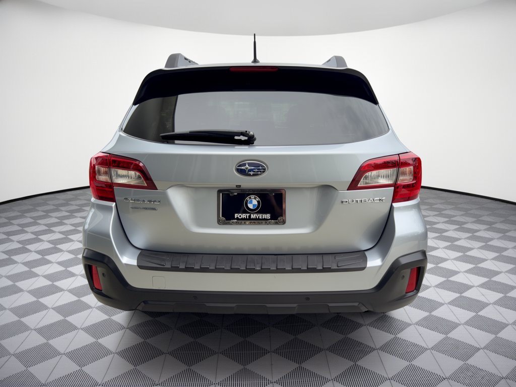 Used 2019 Subaru Outback 2.5i Limited AWD/4WD image 11