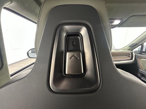 Used 2023 Rivian R1S Adventure image 34