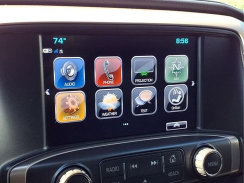 Used 2018 GMC Sierra 2500 Denali w/ Duramax Plus Package AWD/4WD image 6