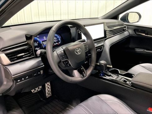Used 2026 Toyota Camry XSE AWD/4WD image 14