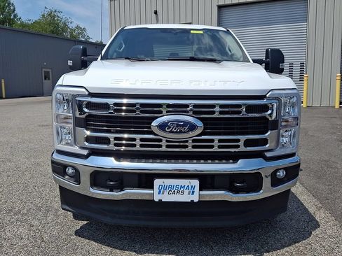 Used 2025 Ford F250 XLT AWD/4WD image 2