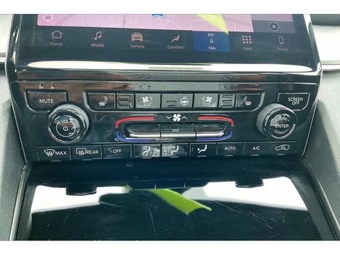 Used 2024 Jeep Grand Cherokee L Limited w/ Luxury Tech Group II AWD/4WD image 33