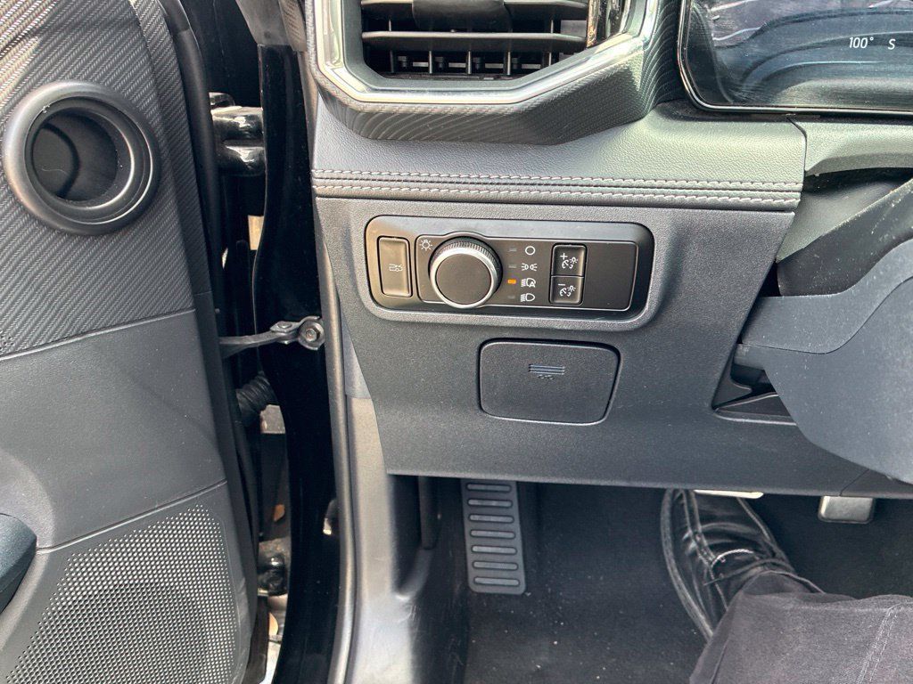 Used 2024 Ford Mustang Premium RWD image 29