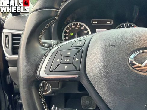 Used 2018 INFINITI QX30 Premium w/ Navigation Package AWD/4WD image 21