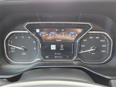 Used 2021 GMC Yukon Denali w/ Denali Premium Package image 14