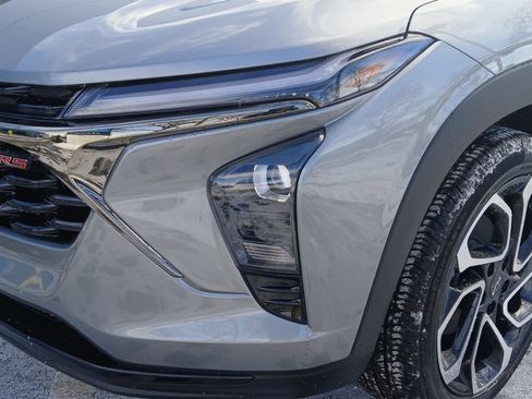 New 2026 Chevrolet Trax RS w/ Sunroof Package image 27